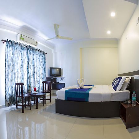 Hotel Sm Regency Kochi Exterior foto